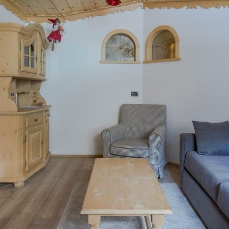 Apartamento Lovely House In The Dolomites Mazzin Exterior foto